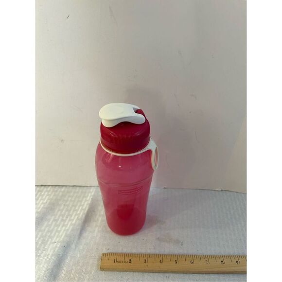 Rubbermaid travel plastic bottle 32 oz Pink - Picture 1 of 3